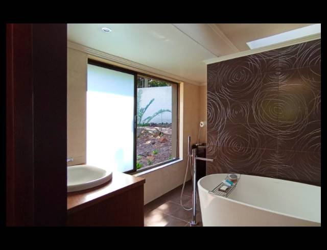 6 BEDROOM HOUSE FOR SALE IN MORNINGSIDE
